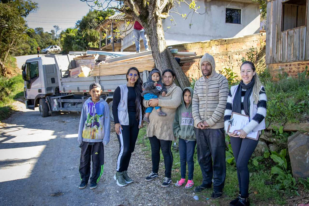 Kit Moradia Ajudou 35 Familias A Construirem Uma Residencia De 15M² Com Modulo Sanitario Prefeita De Rio Branco Do Sul Soma Conquistas Dentro E Fora Do Município