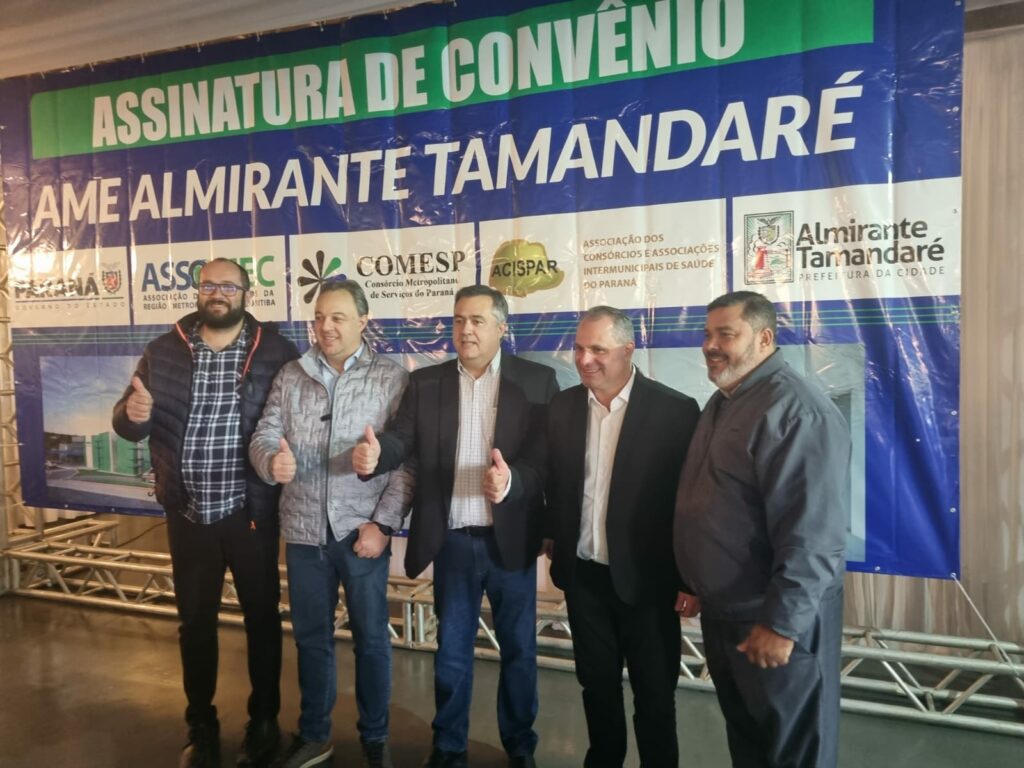 Liderancas De Campina Incluindo O Vereador Felipe Veiga E O Prefeito Bihl Zanetti Marcaram Presenca Na Solenidade Almirante Tamandaré Terá Um Ambulatório Médico De Especialidades E Novo Pronto Atendimento; Investimento É De R$ 31,5 Milhões